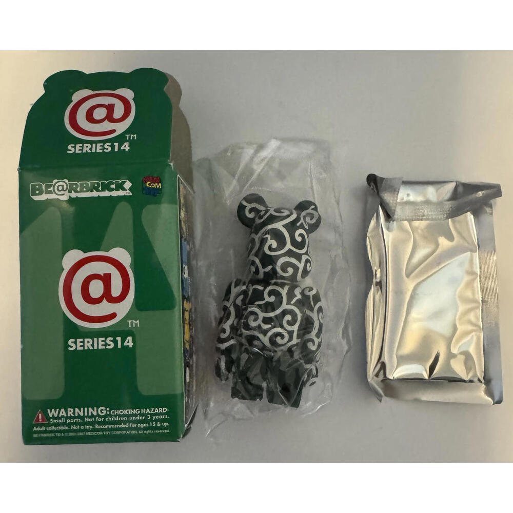 Medicom Bearbrick Series 14 100% S14 "Pattern" Be@rbrick Green/White Toy/Figure
